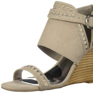 W196 Carlos Santana Gray Gadot Wedge Sandals